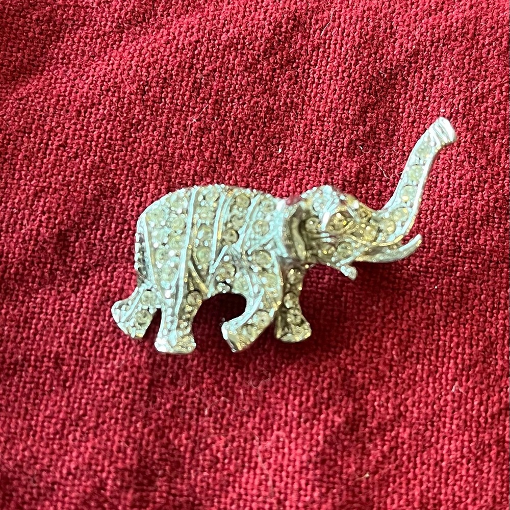 Vintage Rhinestone Elephant Pin